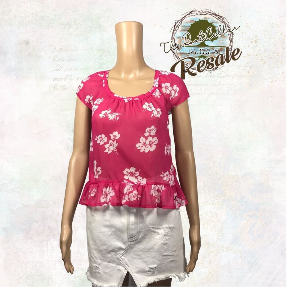 Hollister Size XSmall Top #393